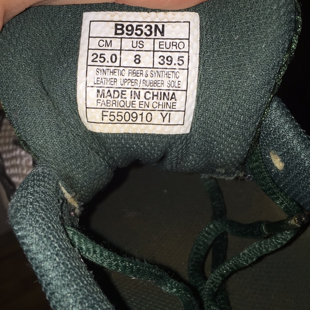 ASICS - Picture 6 of 6